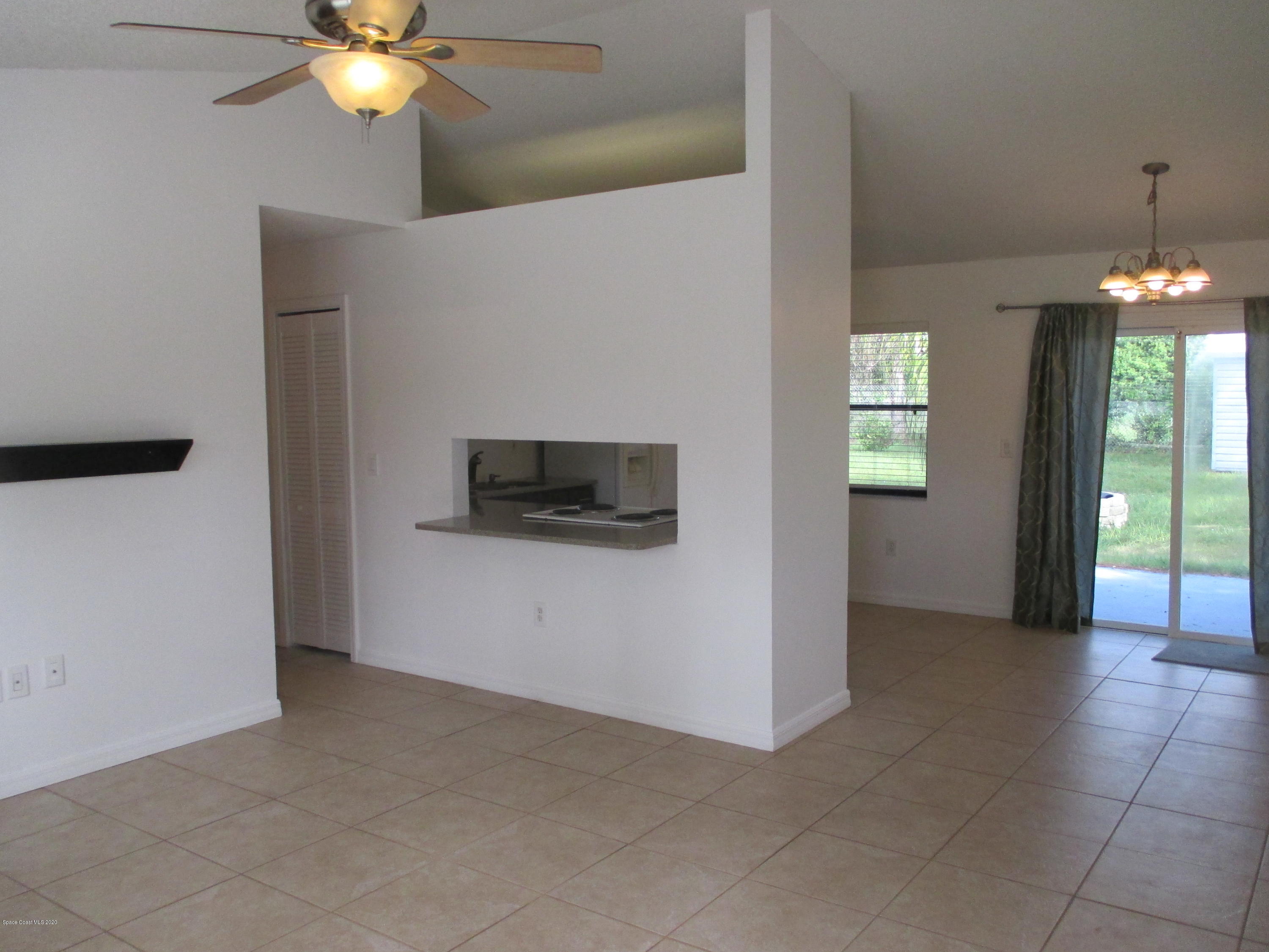 3920 Delespine Road Cocoa, FL 32927 - Photo 12 of 13 Living Room View