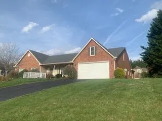$499,950 | 48 Highfield Lane, Roanoke, VA 24019