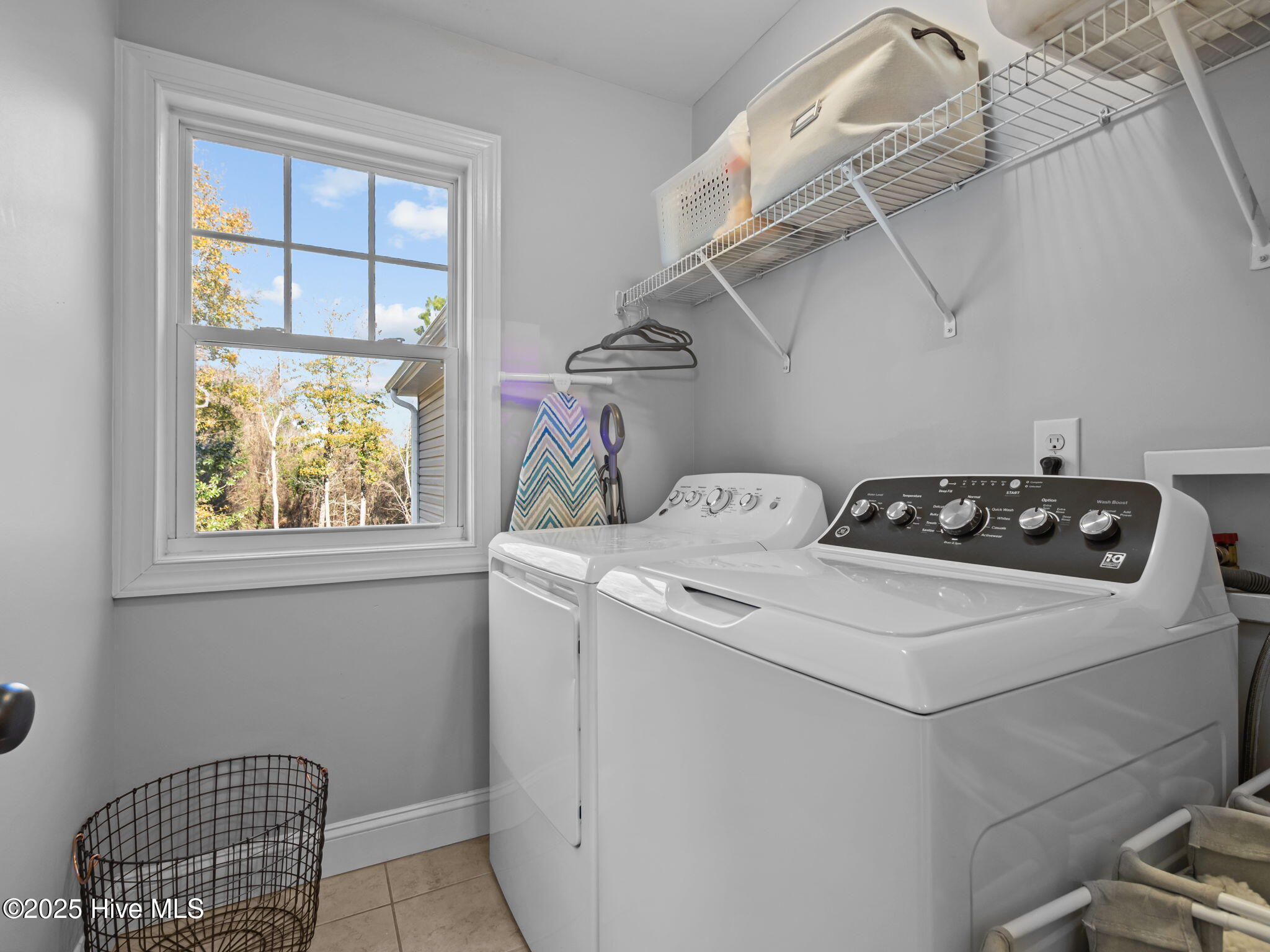 123 Beagle Drive Hubert, NC 28539 - Photo 31 of 53 2nd floor spacious laundry room