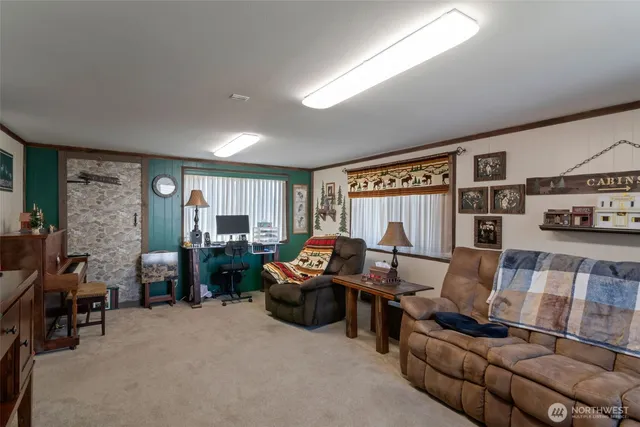 $490,000 | 967 Donald Avenue, Oak Harbor, WA 98277