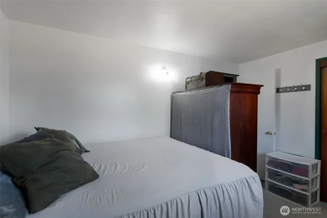 $490,000 | 967 Donald Avenue, Oak Harbor, WA 98277