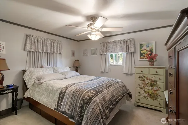 $490,000 | 967 Donald Avenue, Oak Harbor, WA 98277