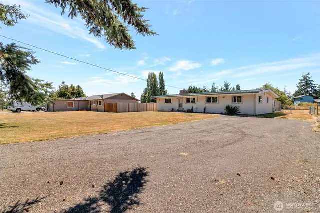 $490,000 | 967 Donald Avenue, Oak Harbor, WA 98277