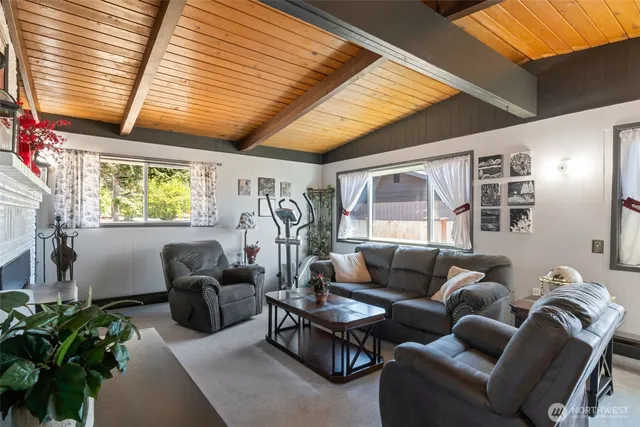 $490,000 | 967 Donald Avenue, Oak Harbor, WA 98277