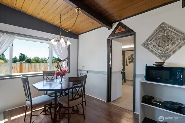 $490,000 | 967 Donald Avenue, Oak Harbor, WA 98277