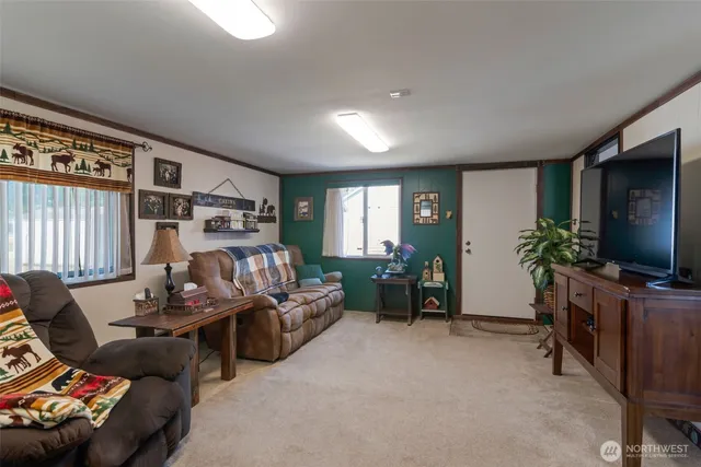 $490,000 | 967 Donald Avenue, Oak Harbor, WA 98277