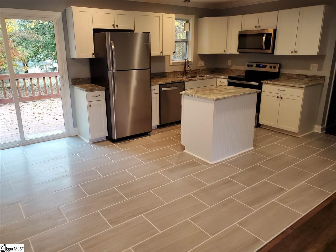 103 Bane Road Taylors, SC 29687 - Photo 3 of 13 Gallery Image 3