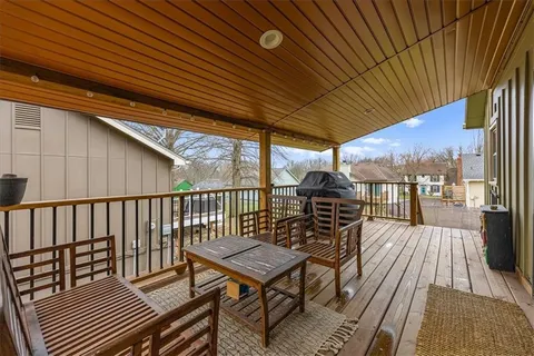 $374,000 | 7220 Park Street, Shawnee, KS 66216