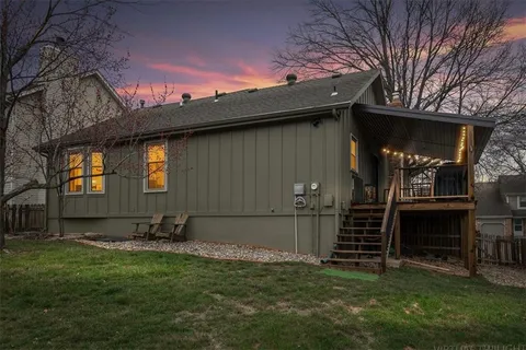 $374,000 | 7220 Park Street, Shawnee, KS 66216