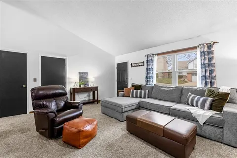 $374,000 | 7220 Park Street, Shawnee, KS 66216