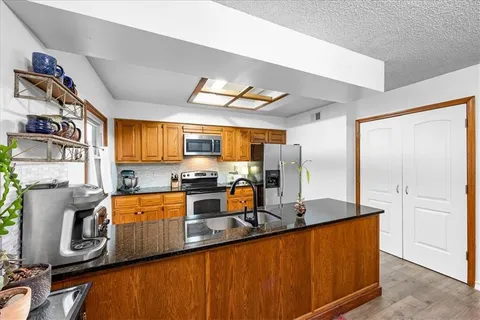 $374,000 | 7220 Park Street, Shawnee, KS 66216