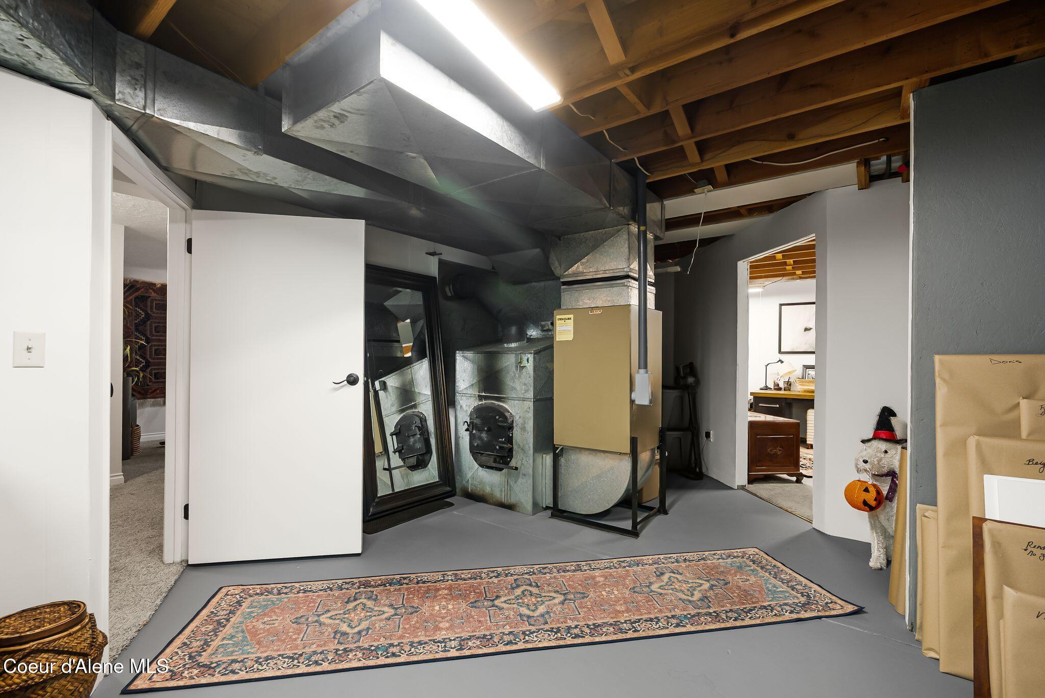 74 Eureka Road Sagle, ID 83860 - Photo 41 of 102 Storage
