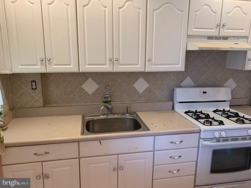 1912 D Street Northeast Washington, DC 20002 - Photo 9 of 39