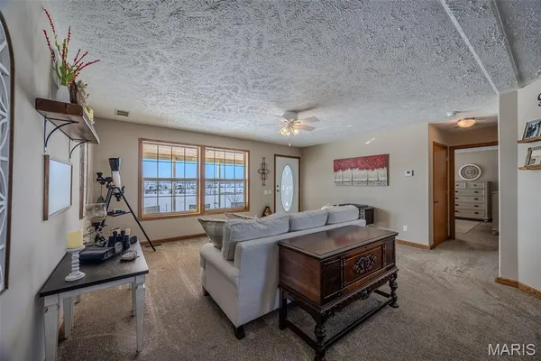 $479,000 | 6991 Ely Road, Hartville, MO 65667