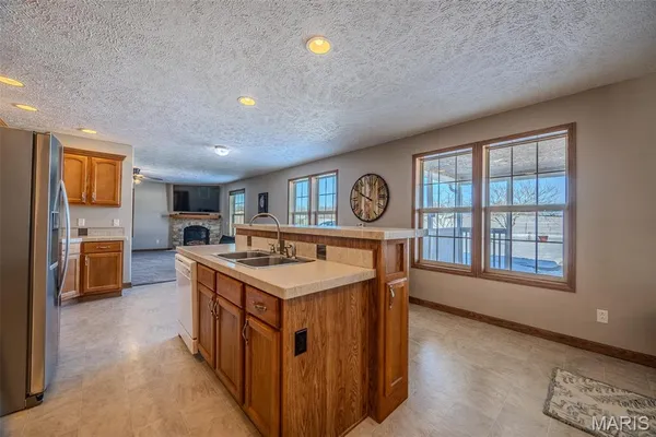 $479,000 | 6991 Ely Road, Hartville, MO 65667