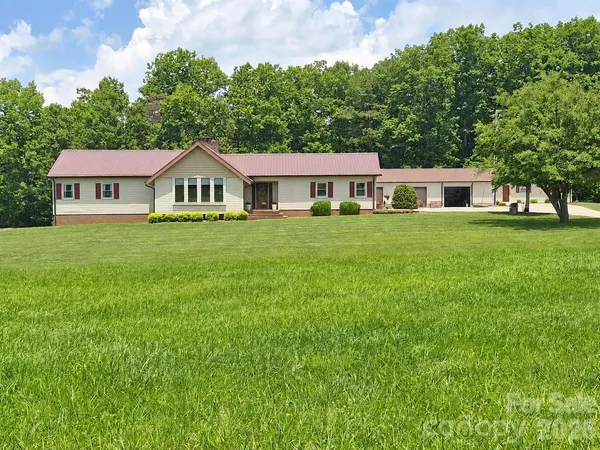 $699,900 | 1368 Cajah Mountain Road, Hudson, NC 28638
