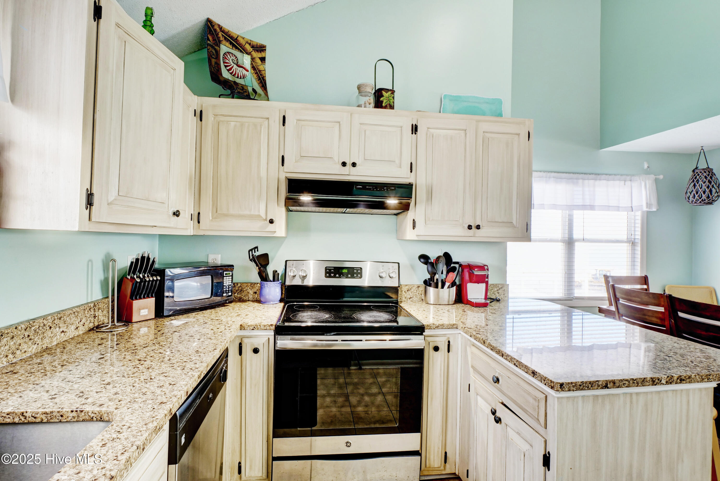 2334 New River Inlet Road, Unit 2 North Topsail Beach, NC 28460 - Photo 23 of 45 Kitchen
