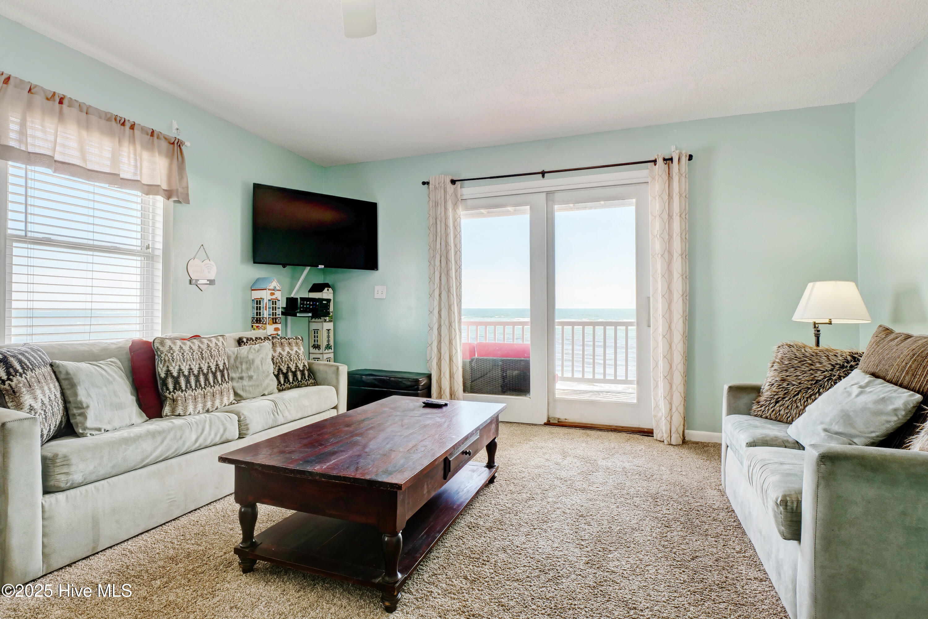 2334 New River Inlet Road, Unit 2 North Topsail Beach, NC 28460 - Photo 28 of 45 Living Area