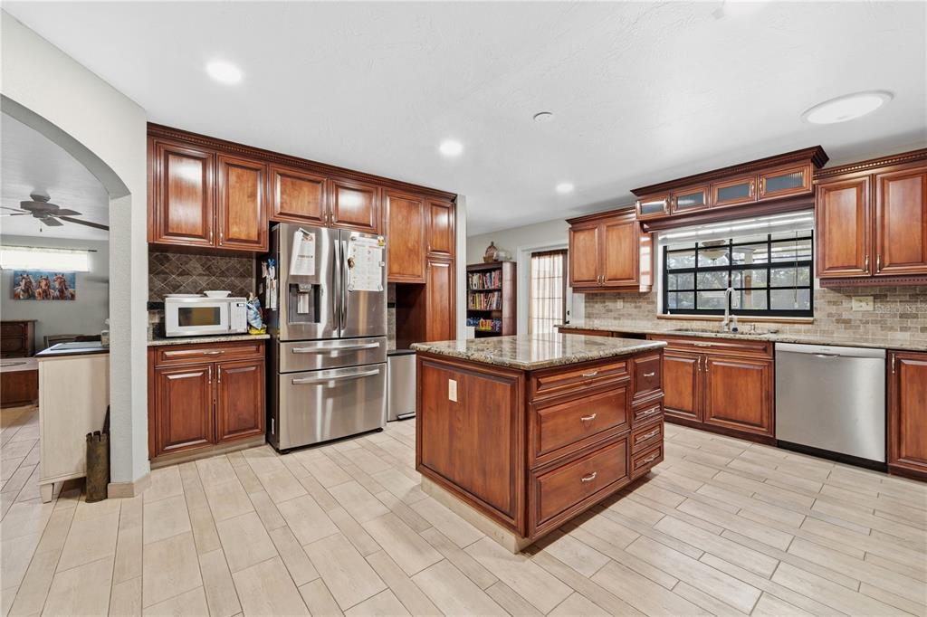 2456 Danforth Road Spring Hill, FL 34608 - Photo 13 of 54