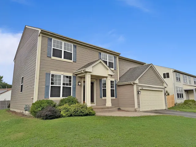 $439,900 | 782 Cameron Drive, Antioch, IL 60002