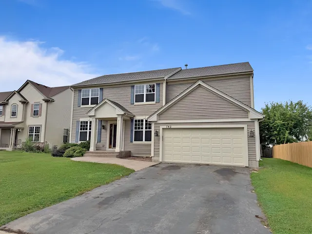 $439,900 | 782 Cameron Drive, Antioch, IL 60002