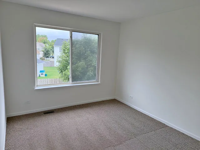 $439,900 | 782 Cameron Drive, Antioch, IL 60002