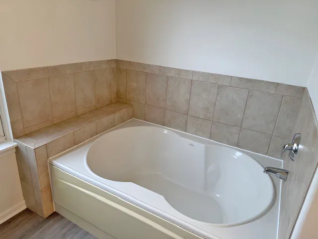 $439,900 | 782 Cameron Drive, Antioch, IL 60002