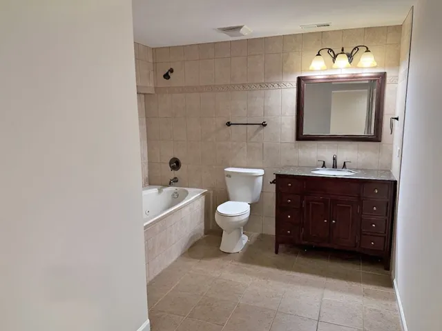 $439,900 | 782 Cameron Drive, Antioch, IL 60002