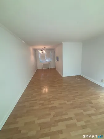 $2,000 | 163 Louisiana Avenue, Unit 163, Bridgeport, CT 06610