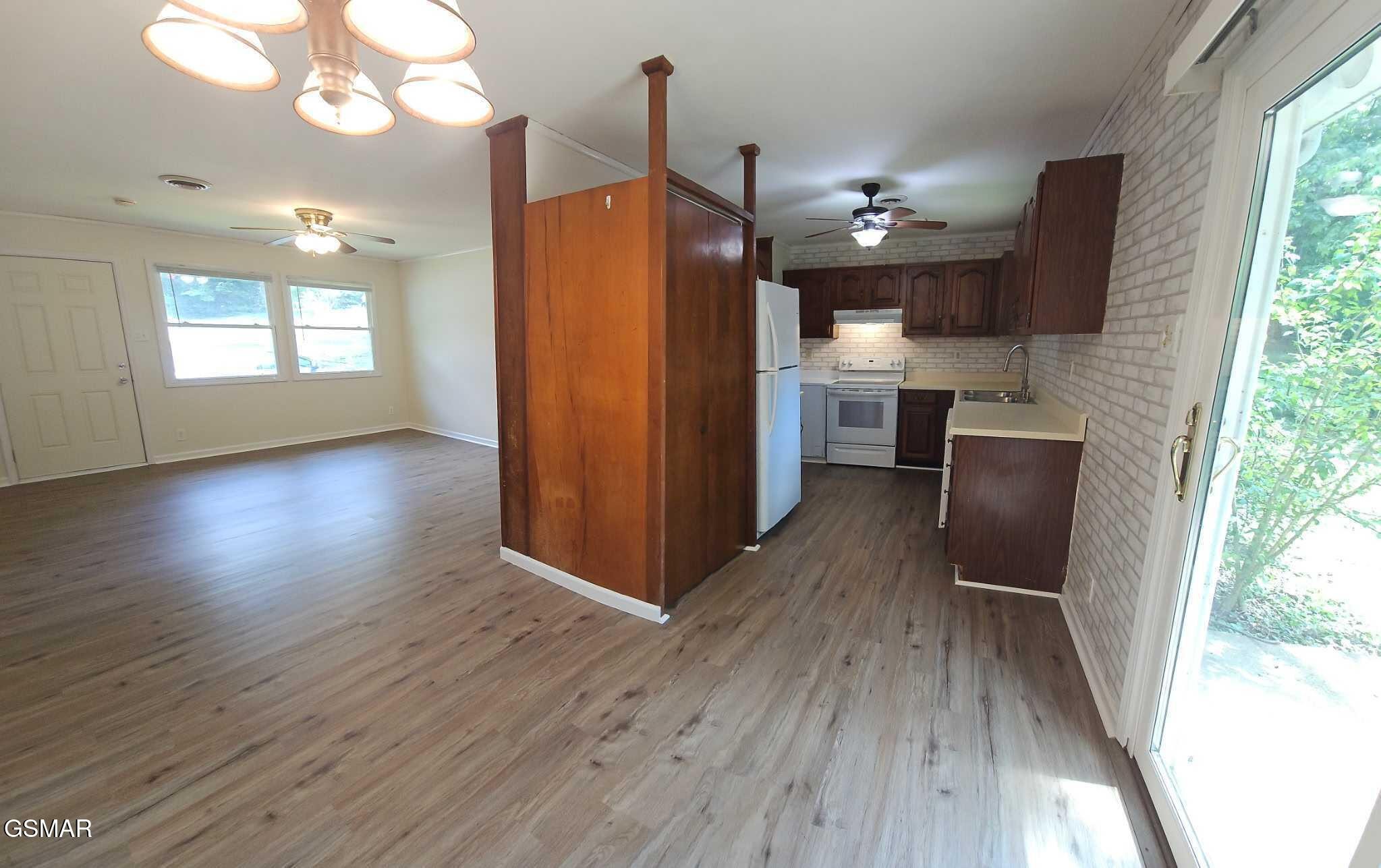 1312 Huntington Road Southwest Knoxville, TN 37919 - Photo 7 of 27 Gallery Image 7