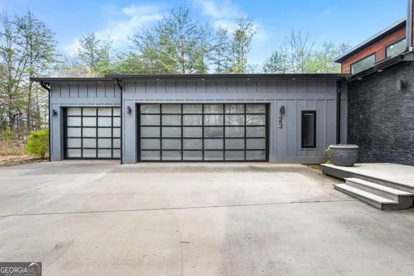 $1,100,000 | 23 Lake Trail West, Unit 10, Hiawassee, GA 30546