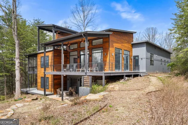 $1,100,000 | 23 Lake Trail West, Unit 10, Hiawassee, GA 30546