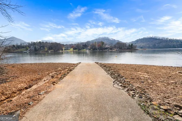 $1,100,000 | 23 Lake Trail West, Unit 10, Hiawassee, GA 30546