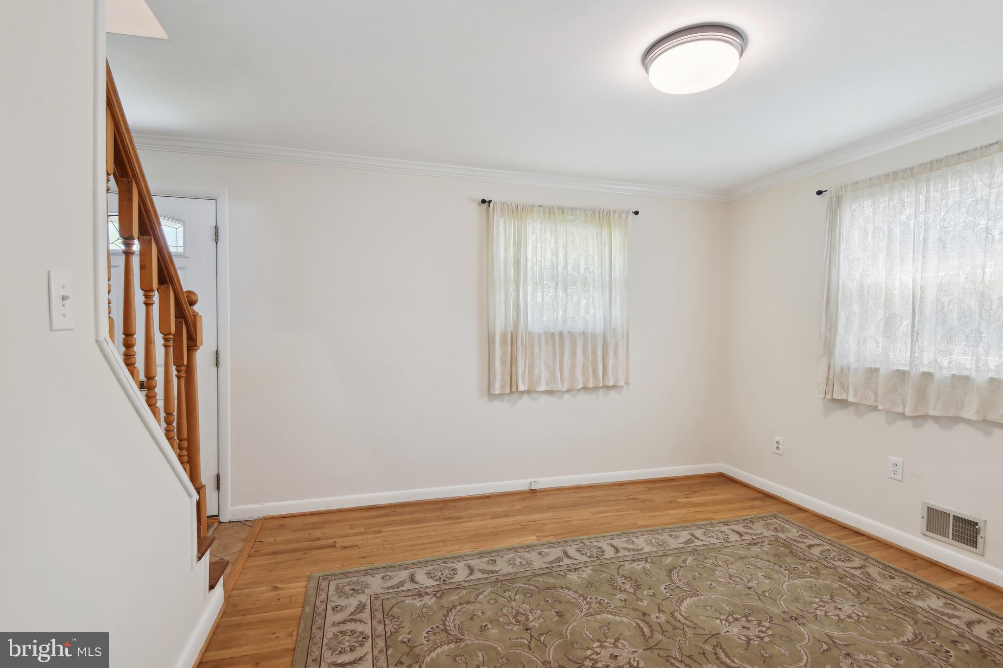 1005 Laredo Road Silver Spring, MD 20901 - Photo 9 of 21