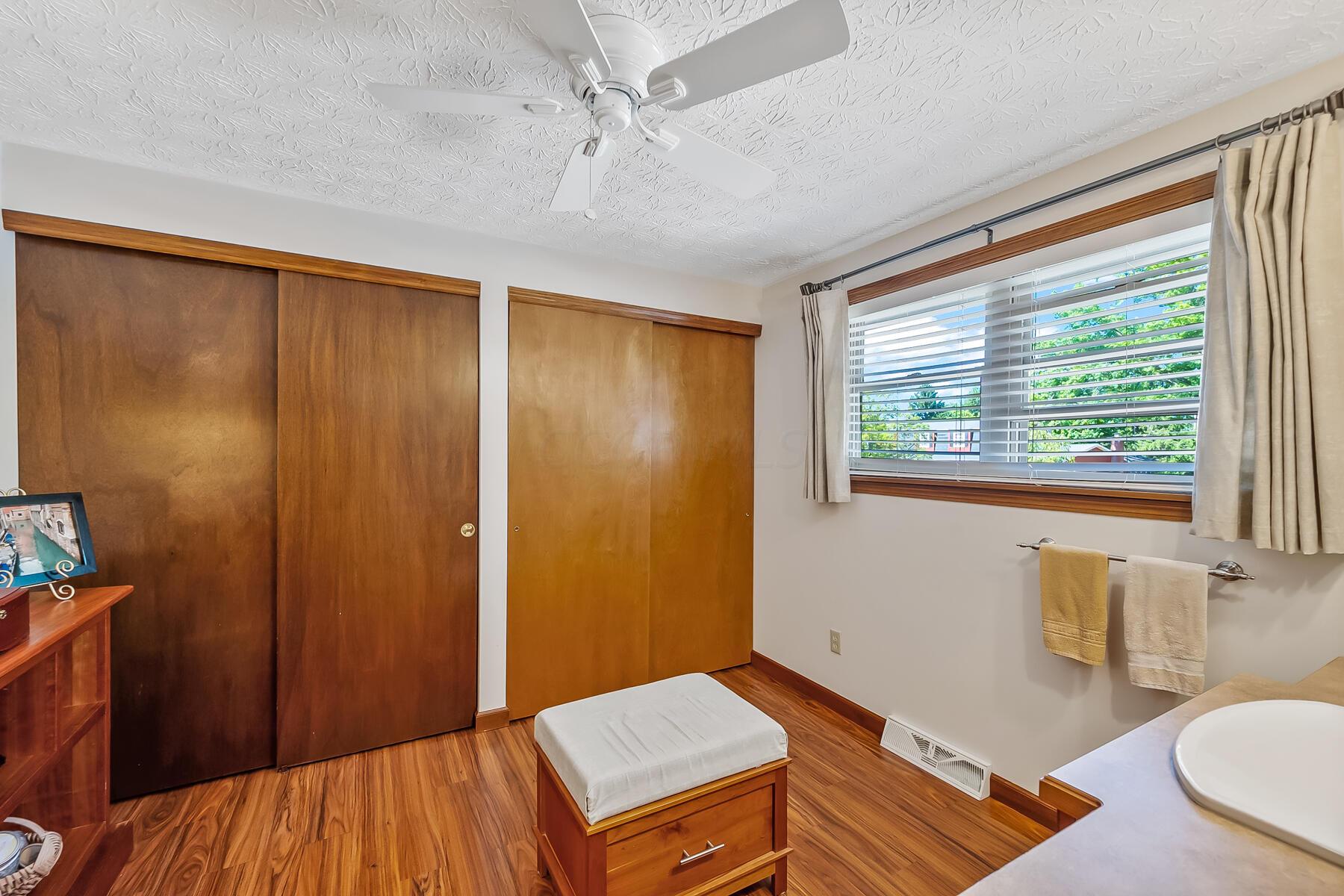 145 Somerset Road Delaware, OH 43015 - Photo 42 of 52 Hall Bath