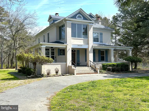 $359,900 | 11 South Somerset Avenue, Crisfield, MD 21817