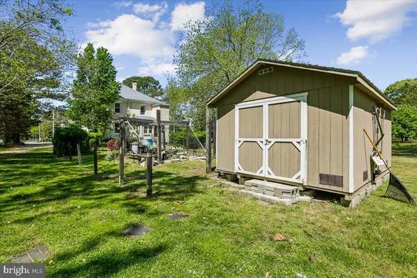 $359,900 | 11 South Somerset Avenue, Crisfield, MD 21817
