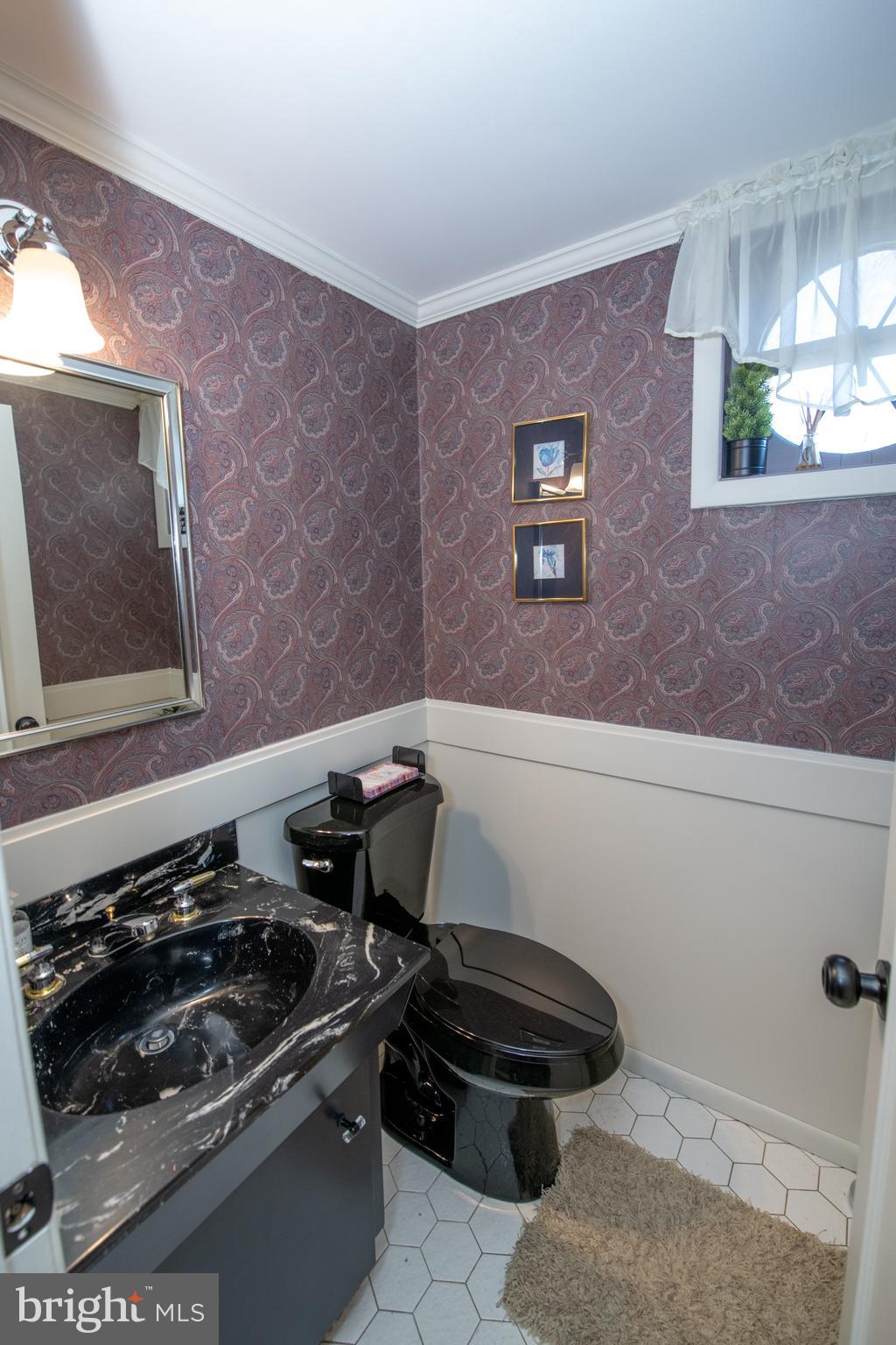 1166 Mettler Road Huntingdon Valley, PA 19006 - Photo 21 of 54 Powder Room