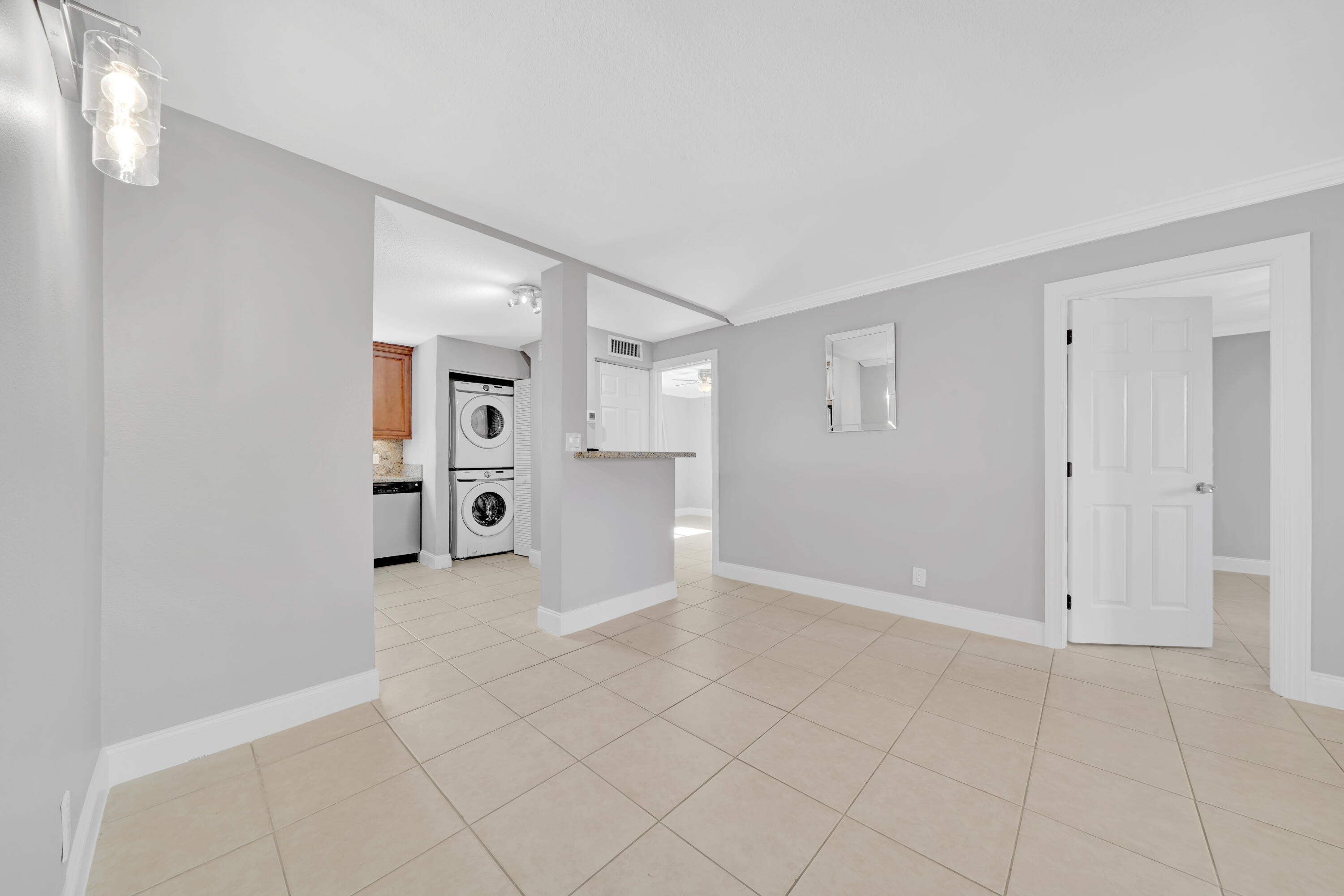 50 Southeast 12th Street, Unit 1320 Boca Raton, FL 33432 - Photo 12 of 39 4 Dining Area (1)