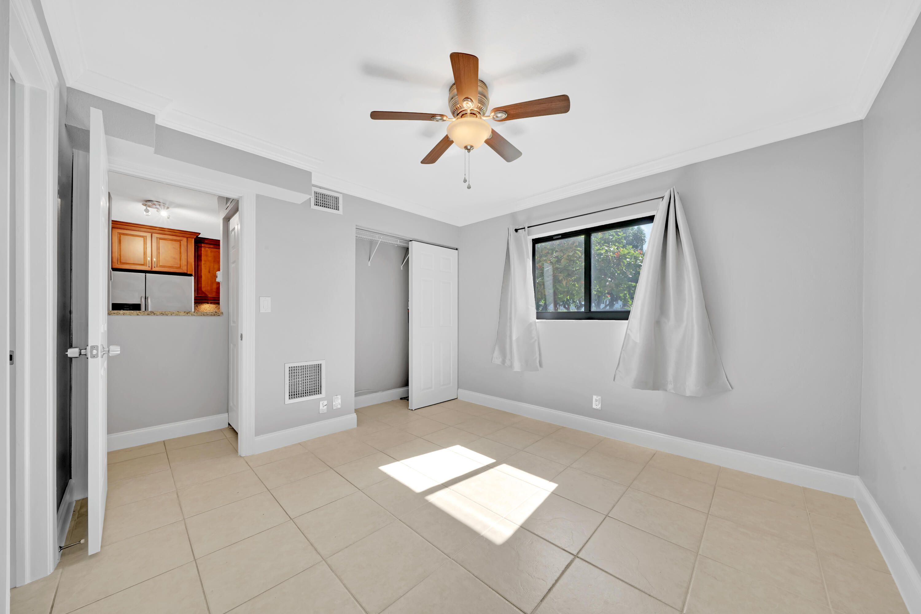 50 Southeast 12th Street, Unit 1320 Boca Raton, FL 33432 - Photo 28 of 39 8 Master Bedroom (3)
