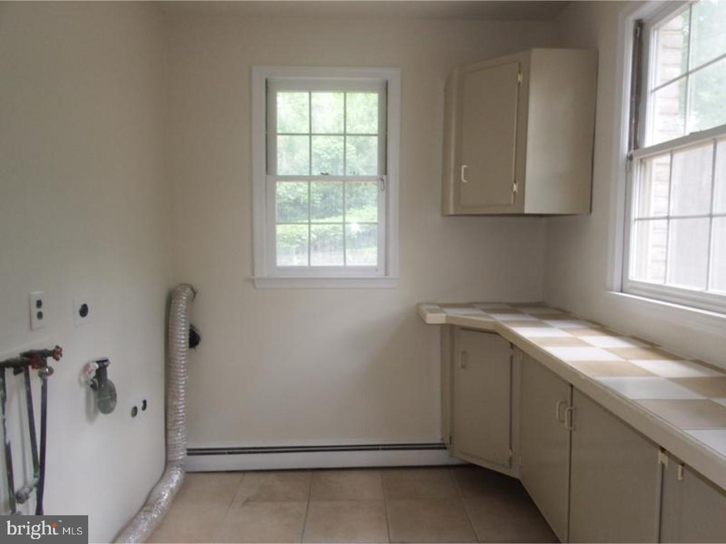 3651 Heaton Road Huntingdon Valley, PA 19006 - Photo 9 of 22 Gallery Image 9