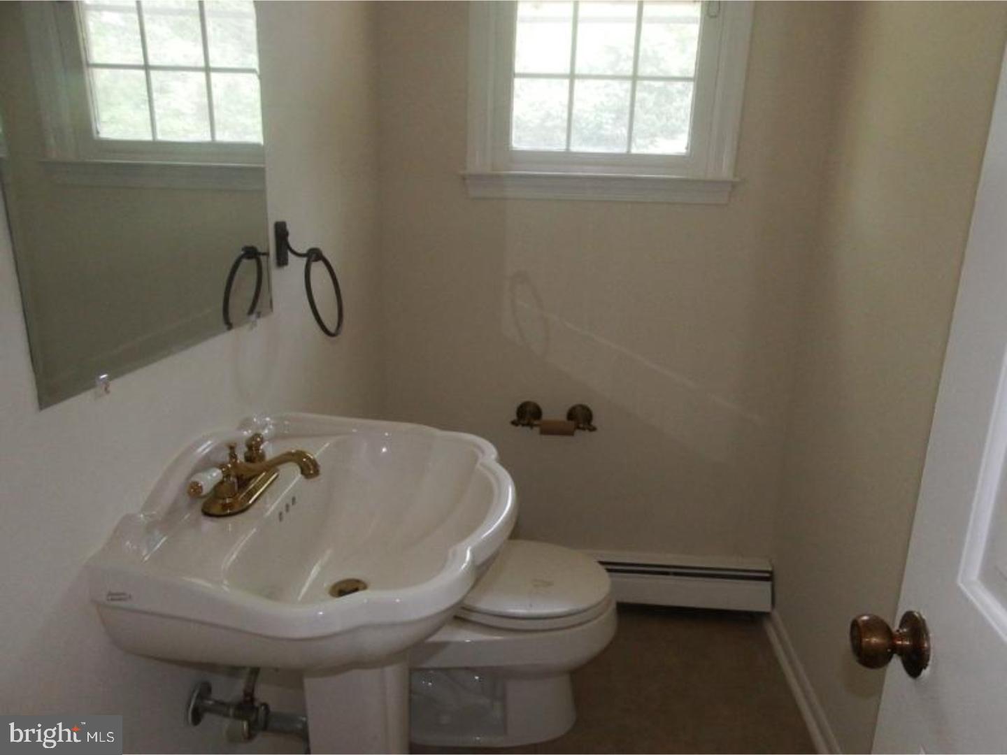 3651 Heaton Road Huntingdon Valley, PA 19006 - Photo 10 of 22 Gallery Image 10