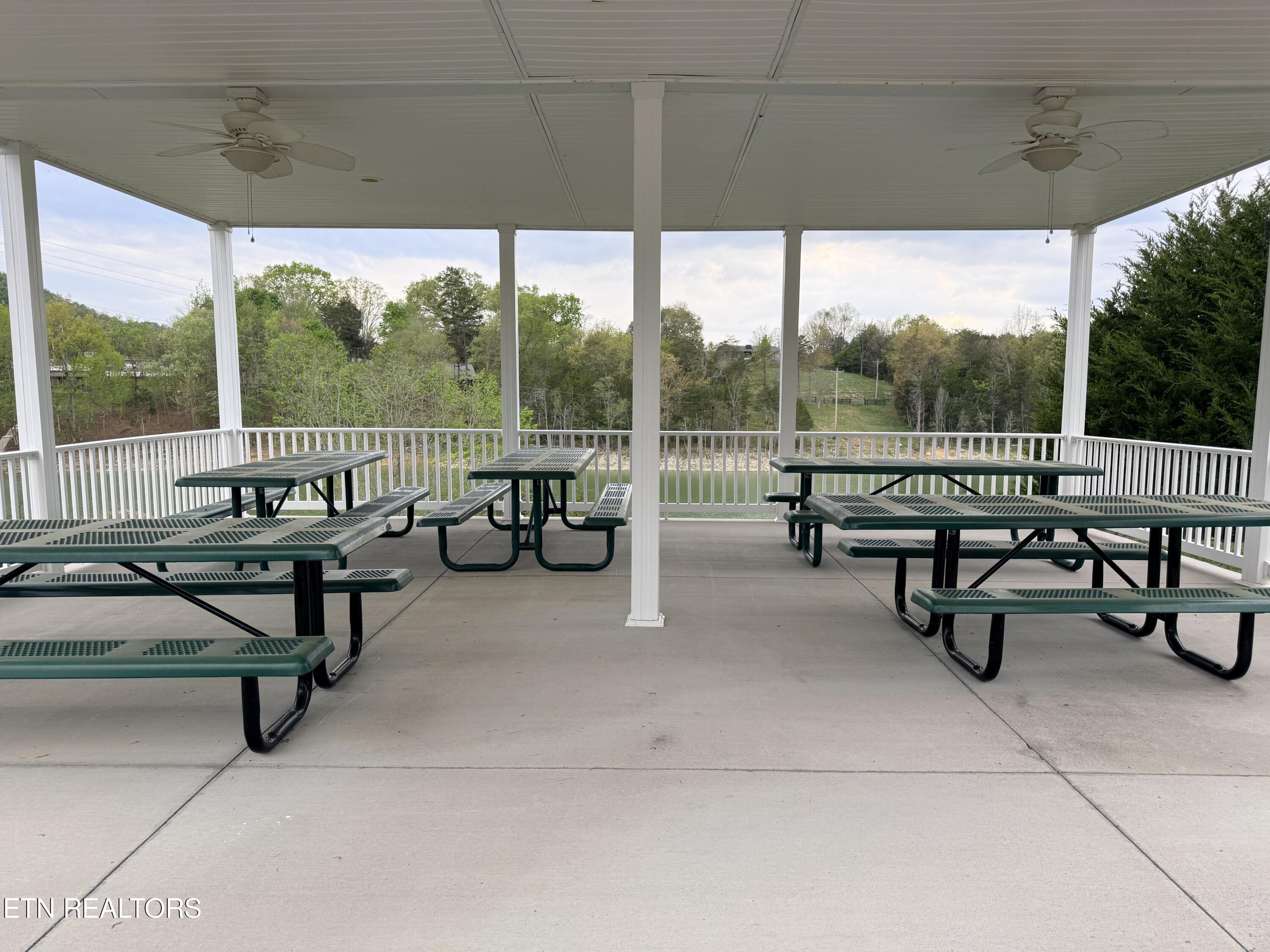 Wedge Way Tazewell, TN 37879 - Photo 19 of 29 Picnic Pavilion
