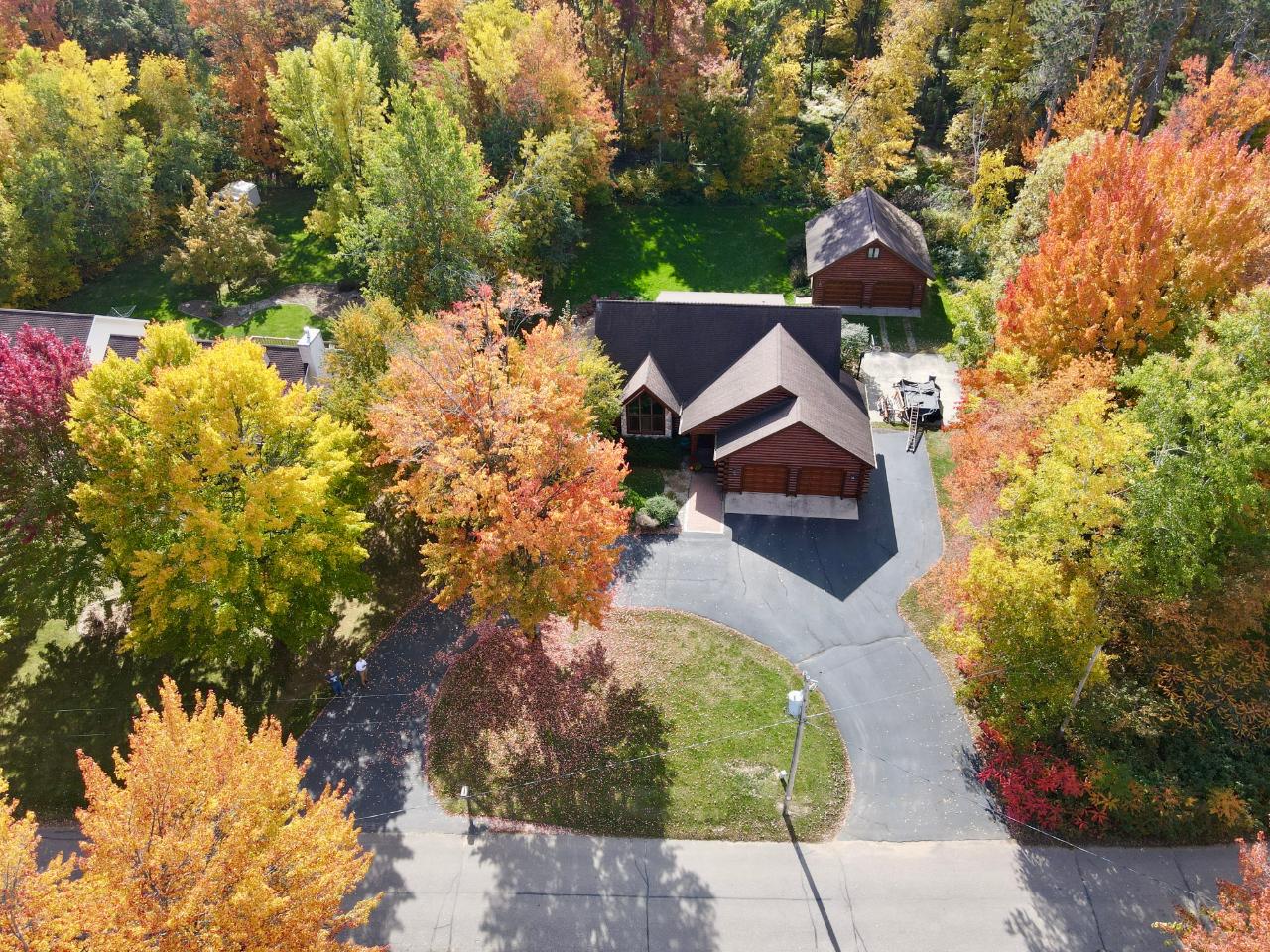 W5795 Robinson Road Tomahawk, WI 54487 - Photo 2 of 39 Gallery Image 2
