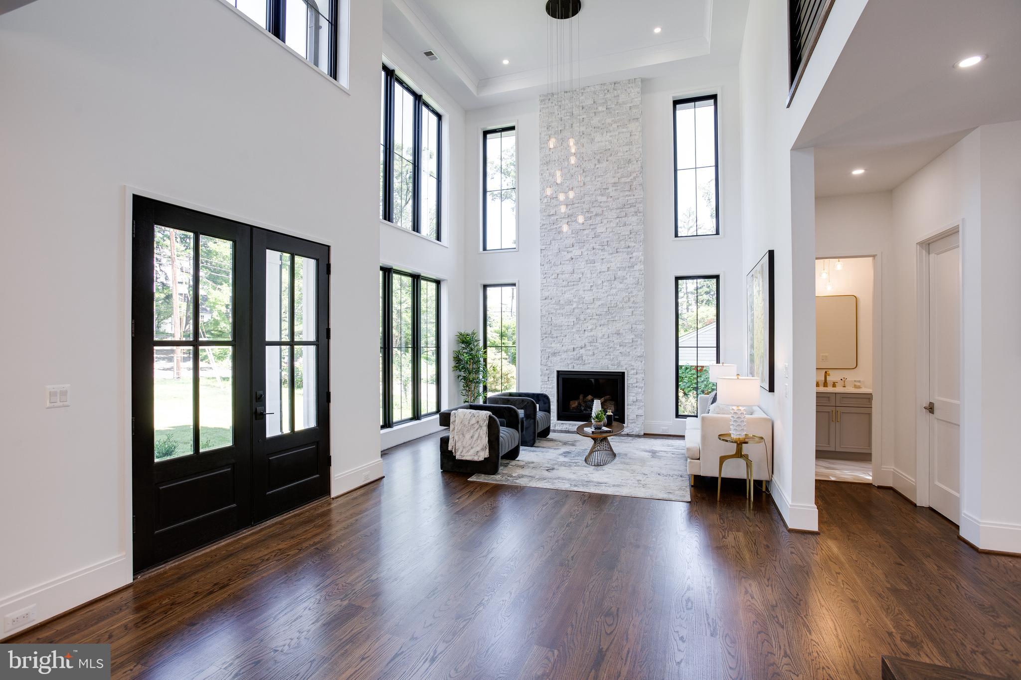 2053 Rockingham Street McLean, VA 22101 - Photo 7 of 82