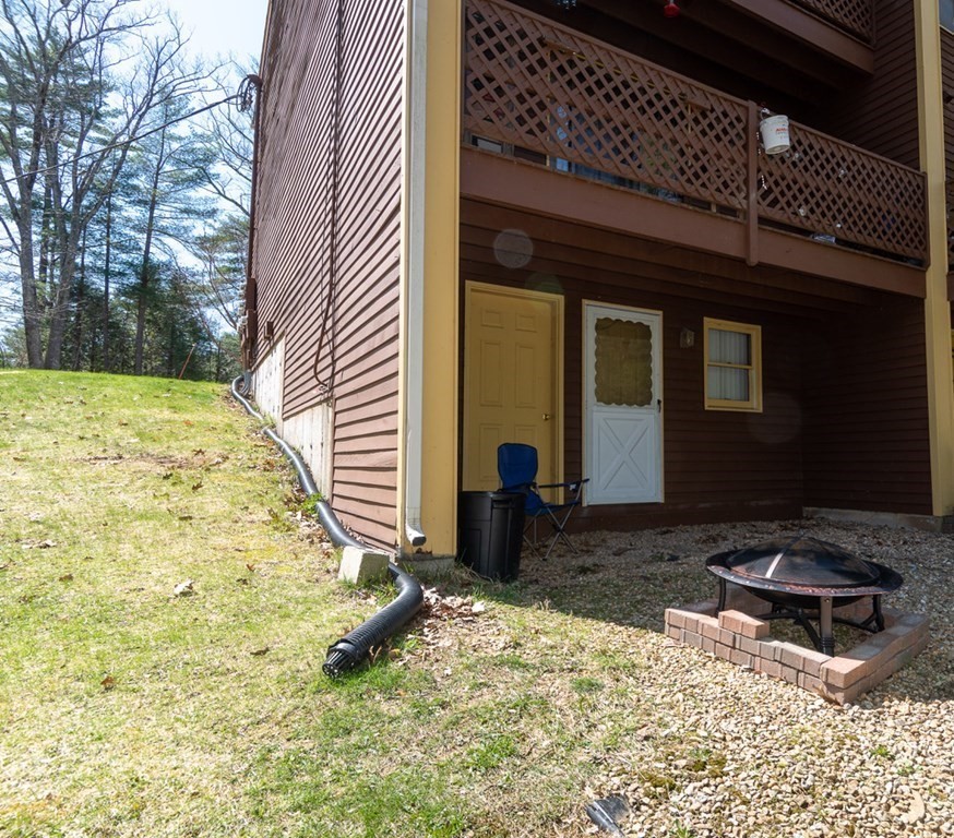 15 May Brook Road, Unit 1 Holland, MA 01521 - Photo 3 of 28