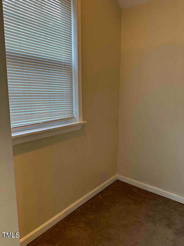 2222 Highway 210 Smithfield, NC 27577 - Photo 3 of 12 office-sitting room