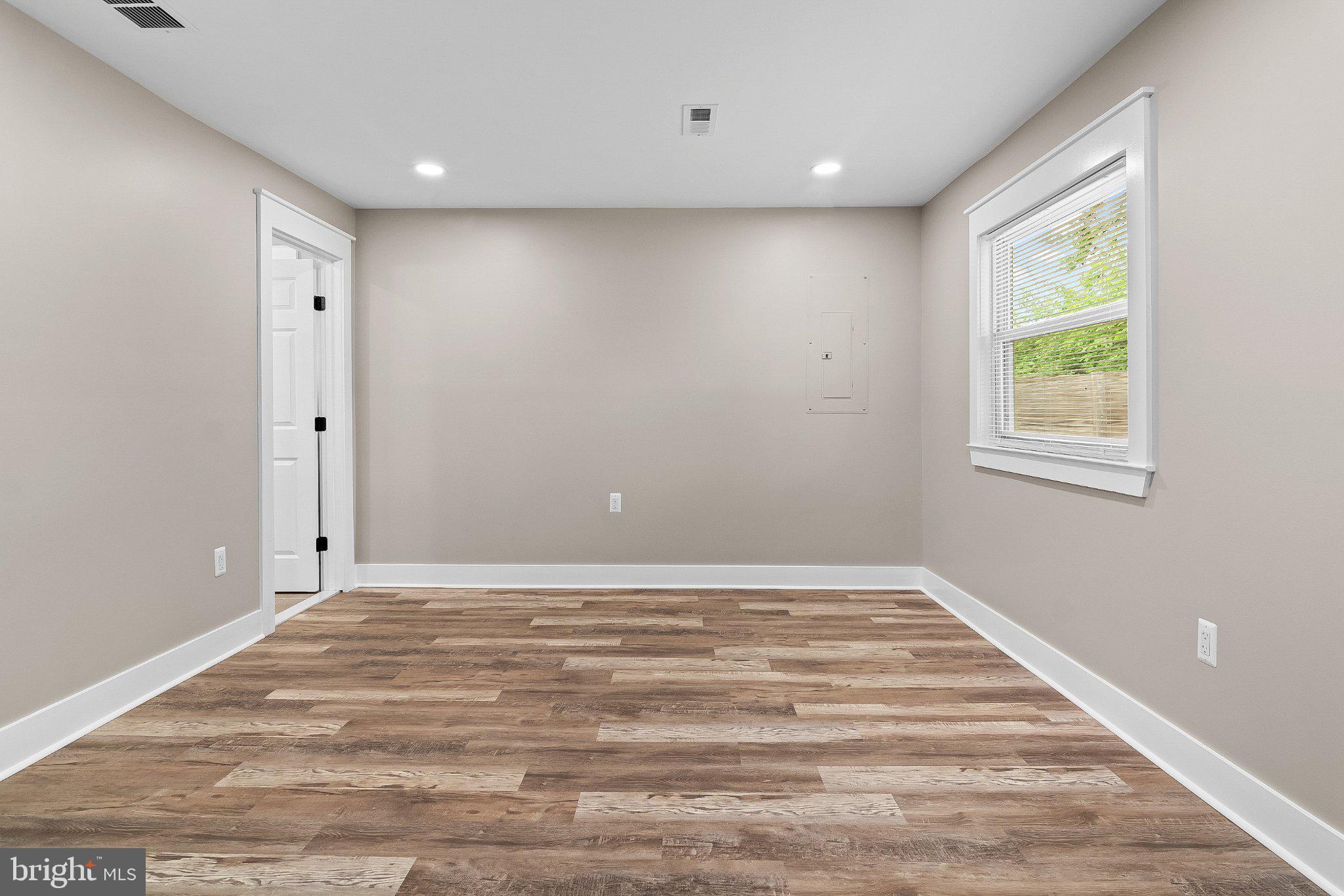 16 Left Wing Drive Middle River, MD 21220 - Photo 14 of 20 Bright and airy blank canvas space.