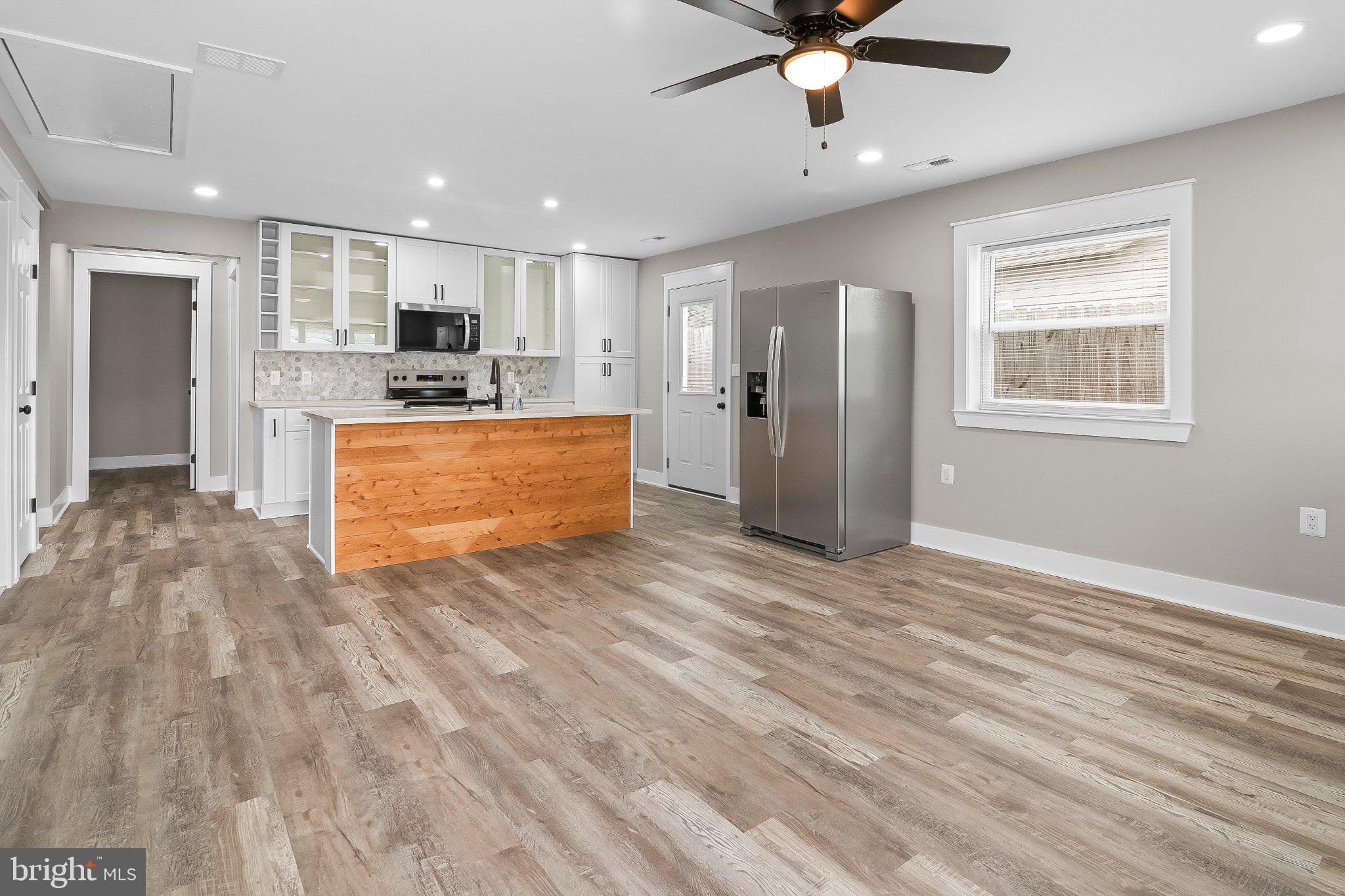 16 Left Wing Drive Middle River, MD 21220 - Photo 2 of 20 Modern kitchen with sleek finishes.