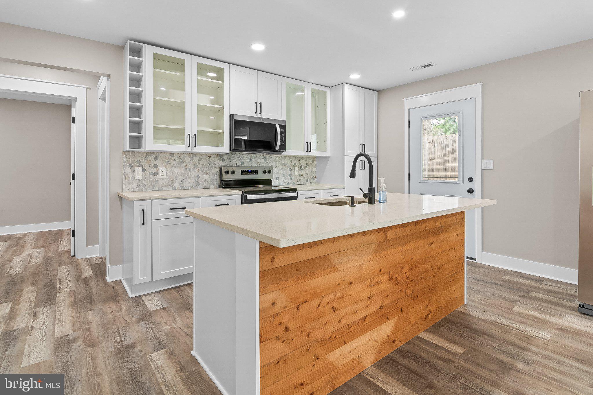16 Left Wing Drive Middle River, MD 21220 - Photo 4 of 20 Modern kitchen with stylish finishes.
